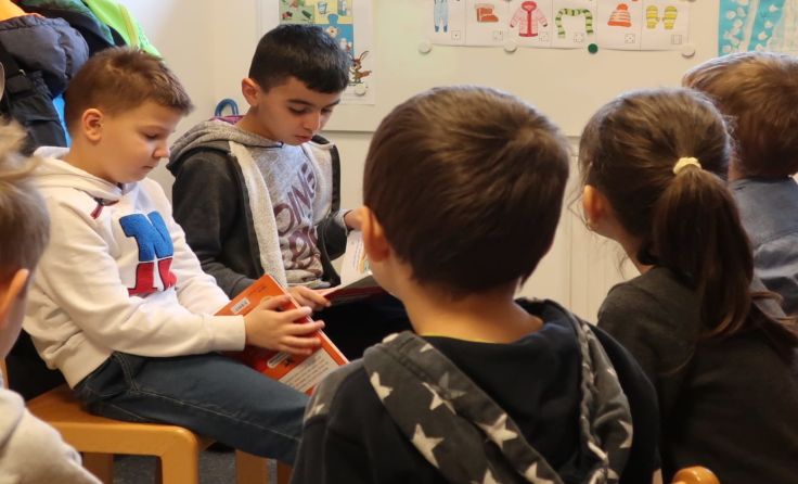 Spannung bei den Kleinen, Konzentration bei den Großen Fotos: Volksschule Gmunden-Stadt