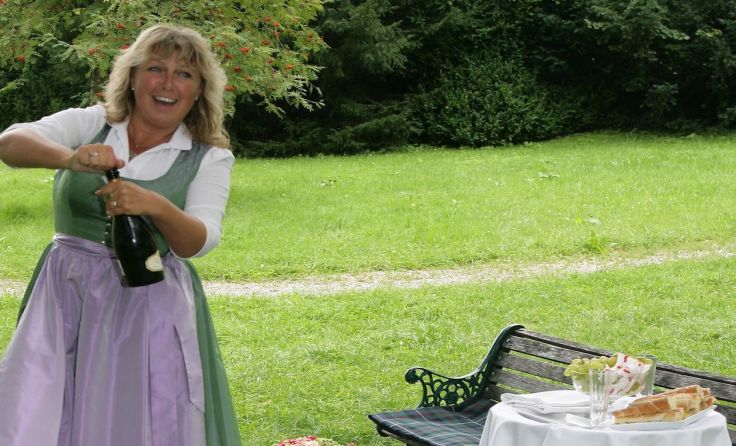 Über 500 Hochzeiten hat Gabi Socher bereits begleitet. Foto: Karin Hofbauer