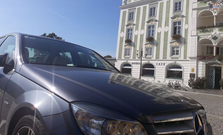 Zankapfel Parken am Rathausplatz      Foto: Tóth