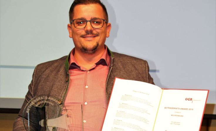 Dominik Gessert (BRV Fa. Hipp) mit dem BR-Award Foto: ÖGB Gmunden