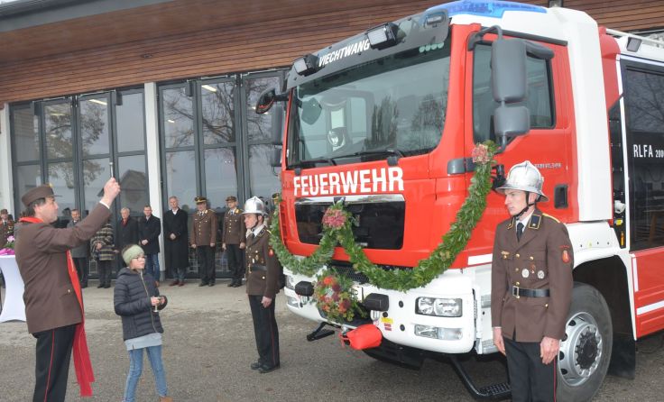 Festliche Einweihung des RFLA Foto: FF Viechtwang