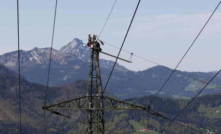 Seilzug für die Stromversorgung Almtal-Kremstal (Foto: © Netz Oberösterreich GmbH)