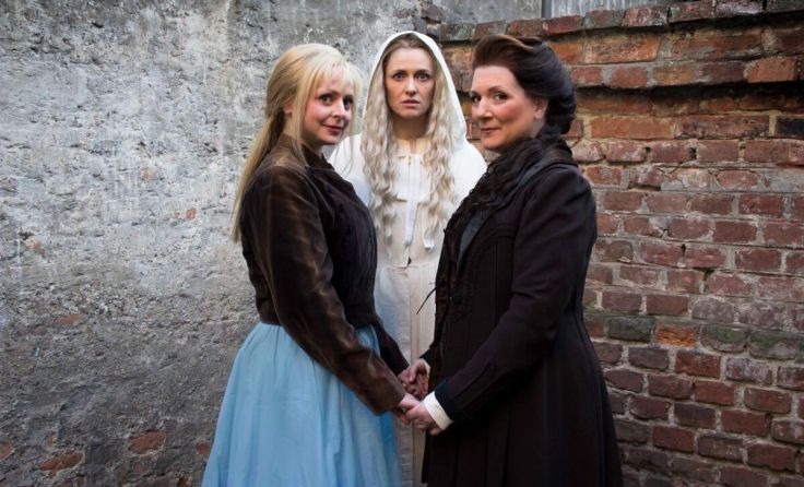 Elisabeth Sikora, Anaïs Lueken und Carin Filipcic (Foto: Karin Nussbaumer)