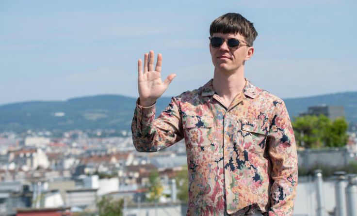 Matthäus Bär verabschiedet sich von der Bühne. (Foto: © S. Vucsina)