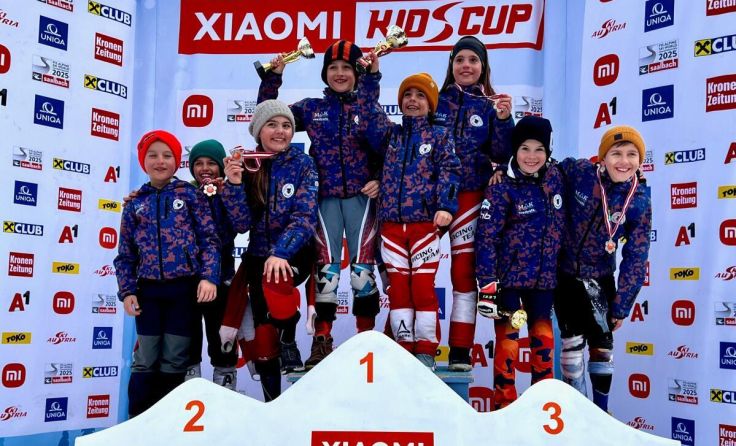 Freude über viele Erfolge (Foto: © Skiteam Ebensee)