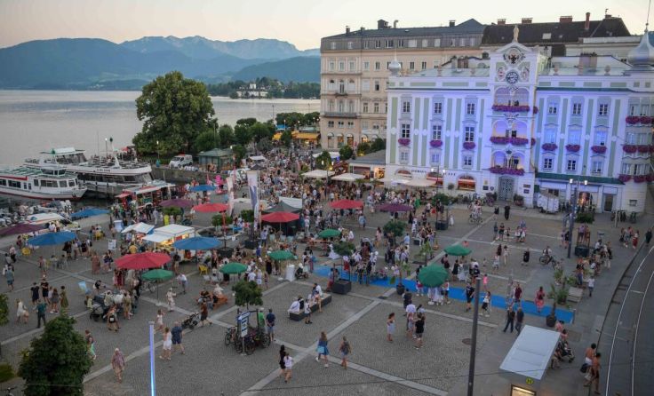 Viel los beim Mondscheinbummel in Gmunden (Foto: Stadtgemeinde Gmunden)
