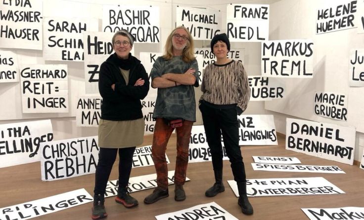 Installation mit Heidi Zednik, Ferdinand Reisenbichler, Petra Kodym (v.l.) (Foto: Wittig)