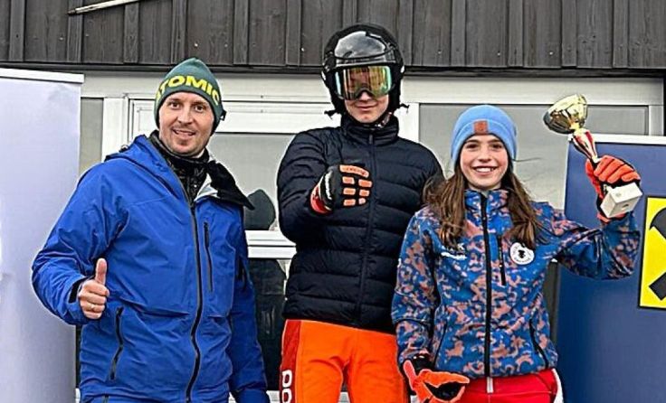 Freude bei den Siegern (Foto: Hörmandinger)