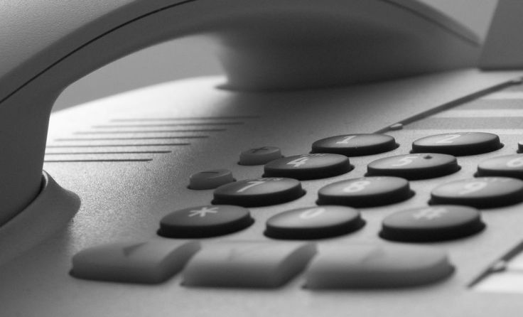 Derzeit sind wieder vermehrt Telefonbetrüger unterwegs. Foto: Michael Grabscheit /pixelio.de 