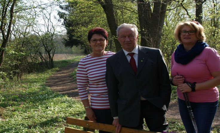 Lisbeth Kern, Franz Wieser und Adelheid Halmetschlager. Foto: Gemeinde 