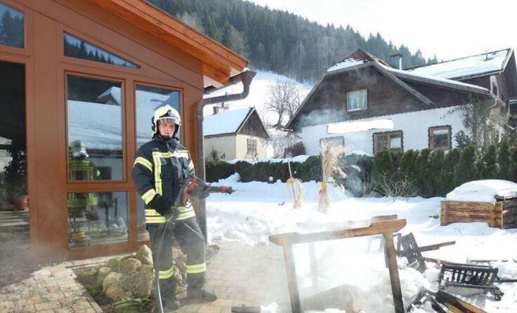 Brandursache dürfte eine Kerze gewesen sein.** Foto: FF Frankenfels
