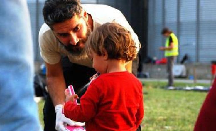 Caner Akkaya direkt vor Ort im Einsatz für Flüchtlinge Foto: Sevak Sanosian