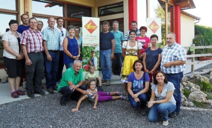 Verkostung von Hochprozentigem und Süßem in der Dirndlmanufaktur in Tradigist Foto: zVg
