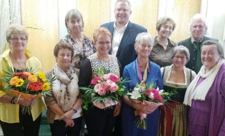 Neues Team rund um Neo-Obfrau Elfriede Buchberger. Foto: zVg/Gemeinde Altlengbach