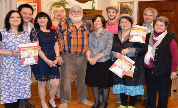 „Schöffl‘s Theatergruppe“ lädt zu mehreren Aufführungen ein. Foto: Gemeinde 