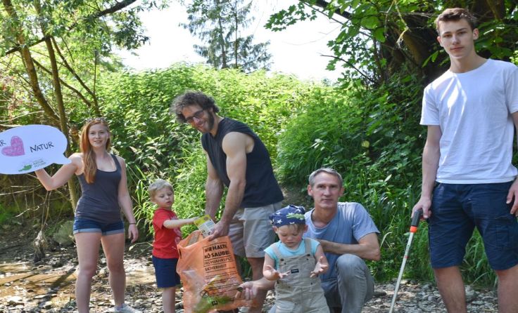 Beim ersten Naturputzertag Foto: GLOBAL 2000