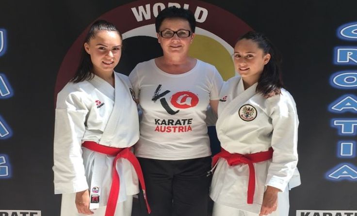 Die Celo-Sisters mit Bundestrainerin Marianne Kellner Foto: zVg