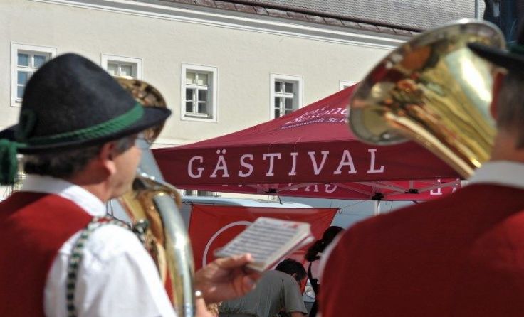 Das Gästival hat am Markt am Domplatz bereits Tradition. Foto: Mayer