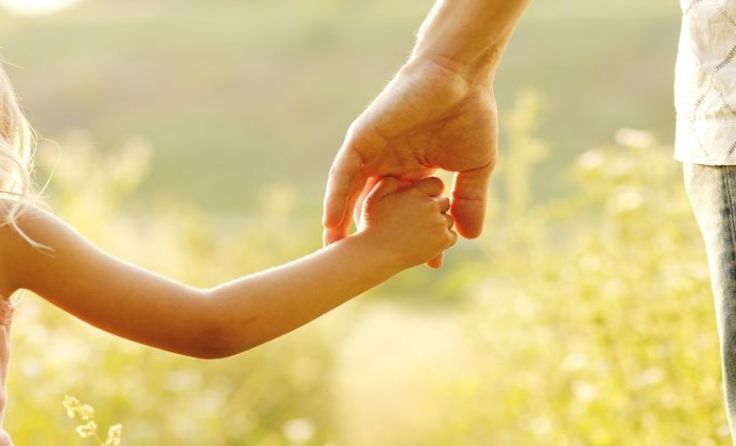 Eltern sollen in Erziehungsfragen begleitet werden. Foto: Konstantin Christian/Shutterstock.com