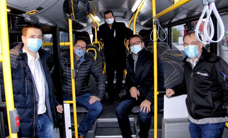 Vertreter der Stadtgemeinde und der Stadtwerke im CityBus Foto: Stadtwerke Amstetten