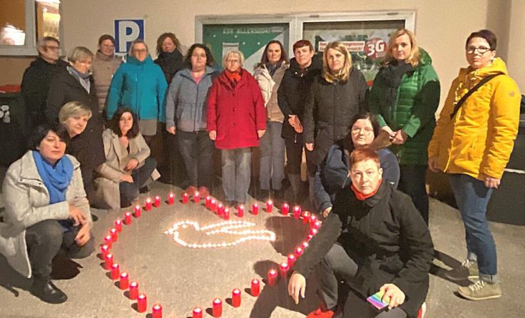Die SPÖ-Frauen setzen ein Zeichen für den Frieden. (Foto: SPÖ)