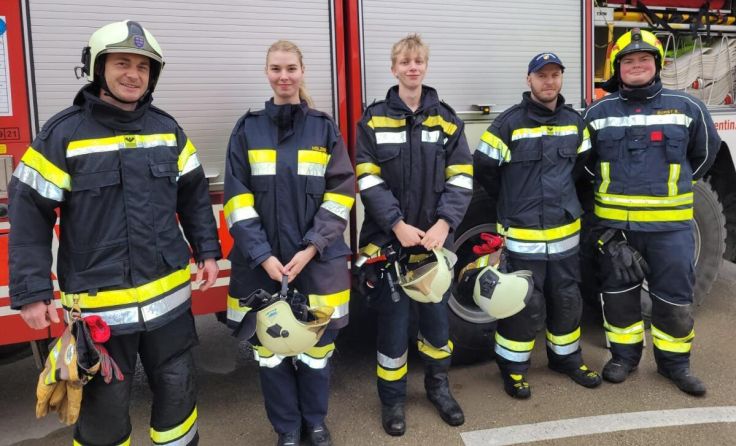 Matthias Eblinger (3.v.rechts) (Foto: Bfkdo Amstetten)