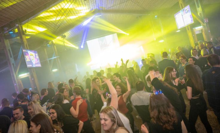 Party bei Remise extended (Foto: mado GmbH)