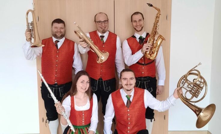 Die Musiker freuen sich auf zahlreiche Besucher (Foto: Trachtenmusikkapelle Wallsee-Sindelburg)