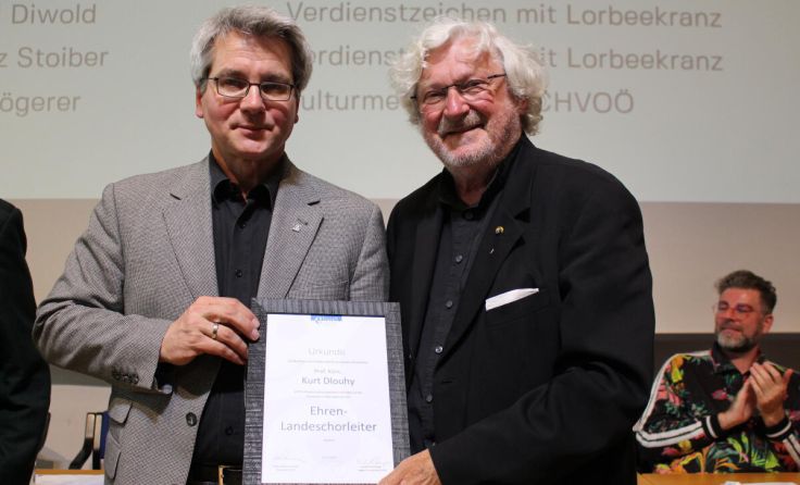 Kurt Dlouhy (r.) und Präsident Harald Wurmsdobler (Foto: CHVOÖ)