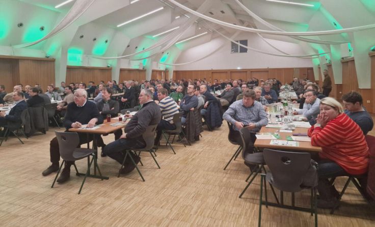Zahlreiche Landwirte kamen zu den Agrartagen des Lagerhauses Amstetten. (Foto: Lagerhaus Amstetten)