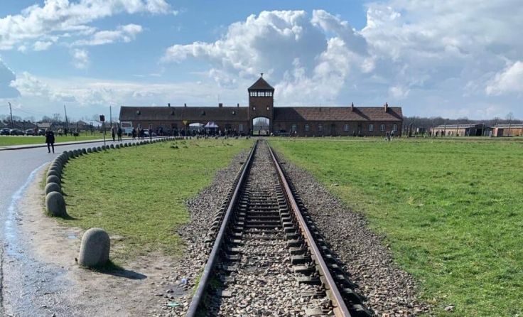 Amstettner Schüler unternahmen eine Exkursion nach Auschwitz (Foto: HLW Amstetten)