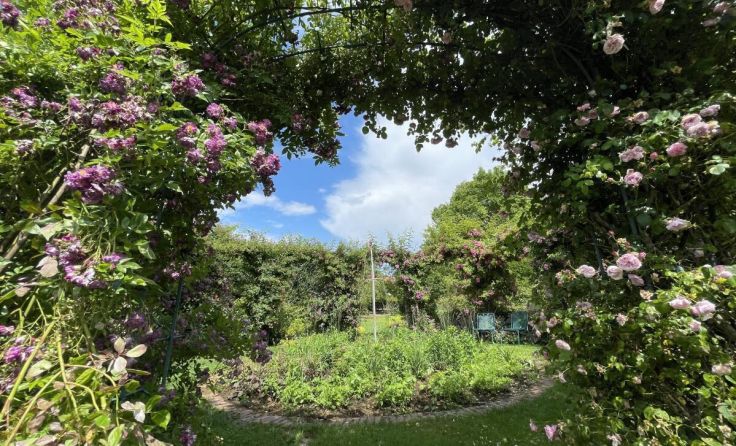 Der fabelhafte Hofgarten des Stiftes Seitenstetten (Foto: mai)