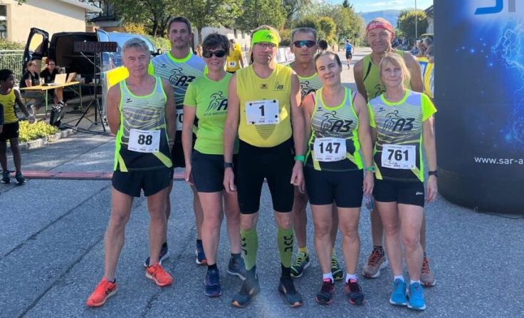 Athleten des Vereins Atus A3 beim Marktlauf in Euratsfeld (Foto: Atus A3)