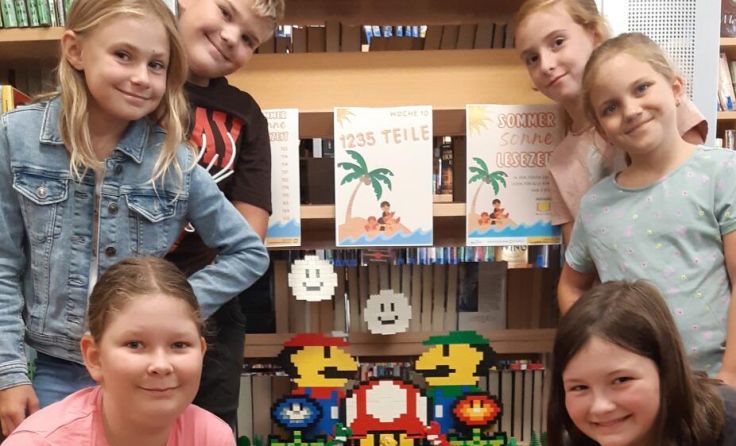Kinder der 4. Klasse Donauvolksschule Wallsee (Foto: Bücherei Wallsee)