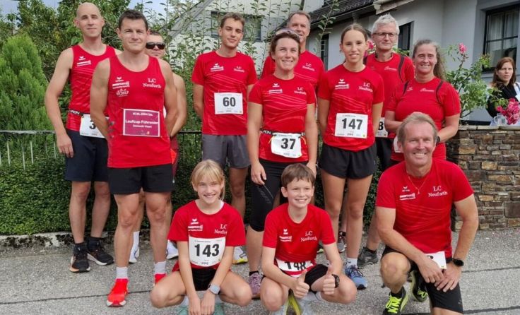 Der Großteil der erfolgreichen LCN-Athleten beim Hauptlauf (Foto: LC Neufurth)