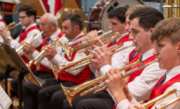 Mitglieder des Musikvereins Sankt Florian beim Konzert (Foto: Florian Pollak)