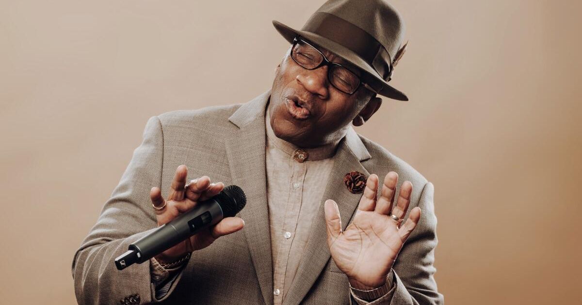 John Lee Hooker Junior Support Act for Van Morrison and Ronnie Wood at ...