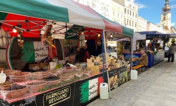 Hauptplatz Traun als Bühne für italienische Spezialitäten
