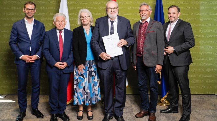 Ignaz Ömer erhielt Verdienstmedaille des OÖ Seniorenbundes