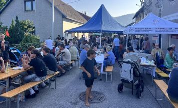 Straßenfest in der Kirchdorfer Bahnhofstraße
