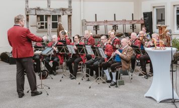 Neue Konzertreihe „Musik am Hof“ bringt Traun musikalisch durch den Sommer