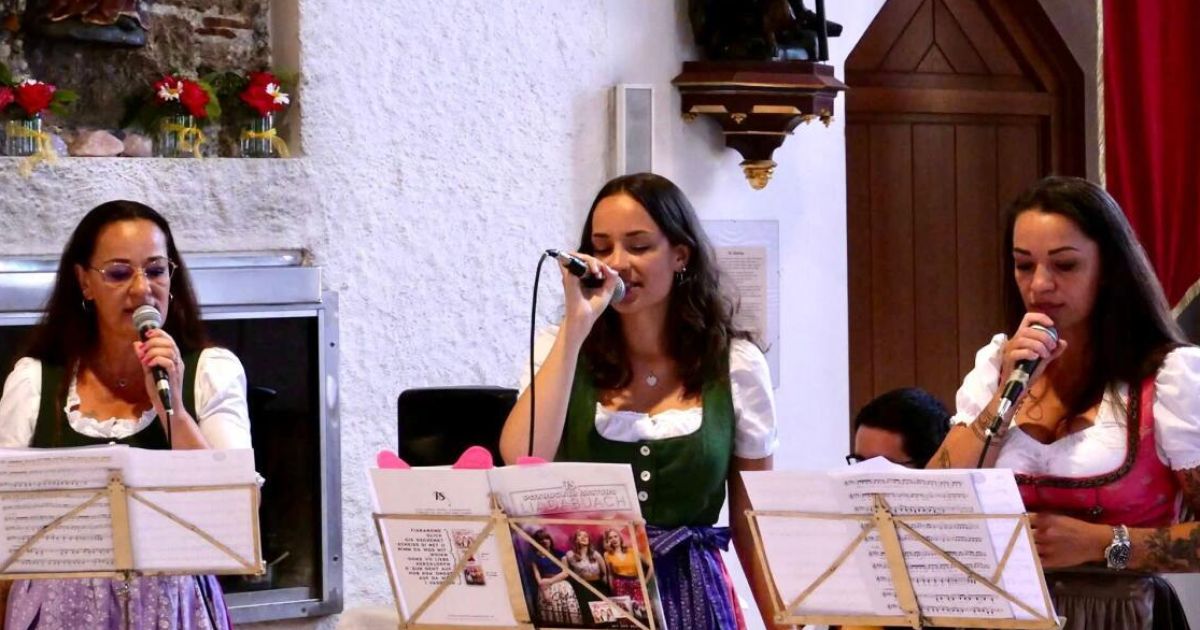 Neue Frauenband bei Kultur unterm Sternenhimmel in Pucking