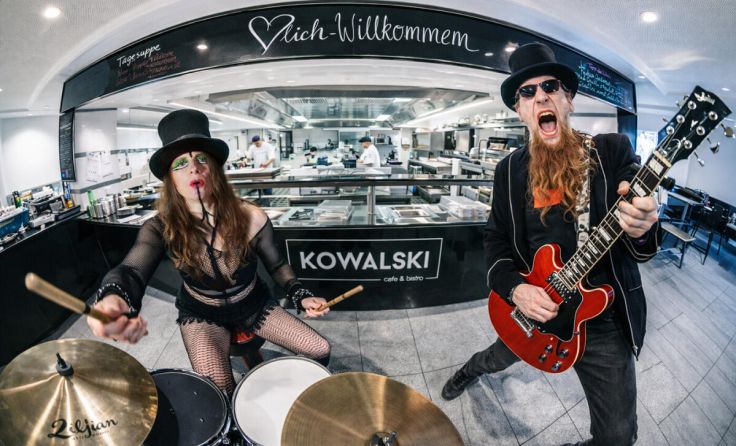 Das Linzer Poetry-Rock-Duo Herrbart & Fraulicht (Foto: Andi Pi)