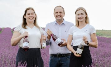 Mühlviertler Bio-Betriebe bringen alkoholfreien Aperitif auf den Markt
