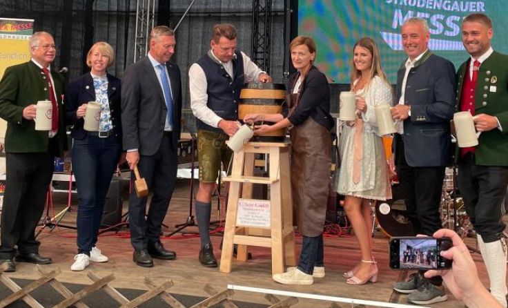 Offizielle Eröffnung inklusive Bieranstich im Jahr 2025 (Foto: Privat)