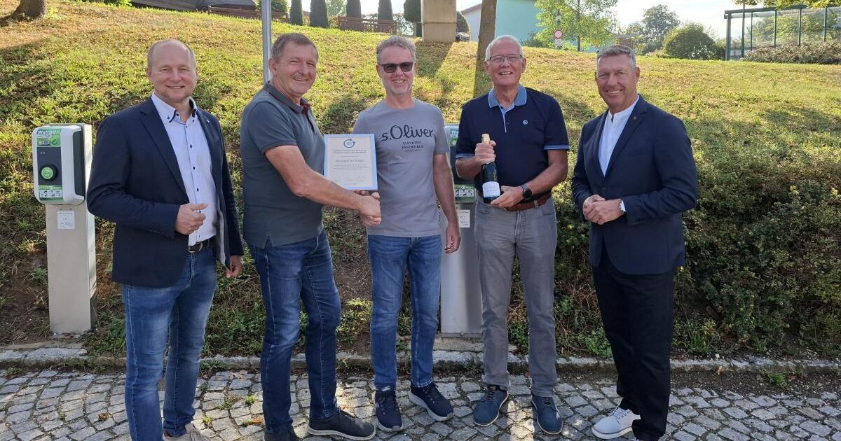 Energy cooperative celebrates 1,000th member in Katsdorf