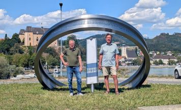 Grein bekommt außergewöhnliche Sonnenuhr