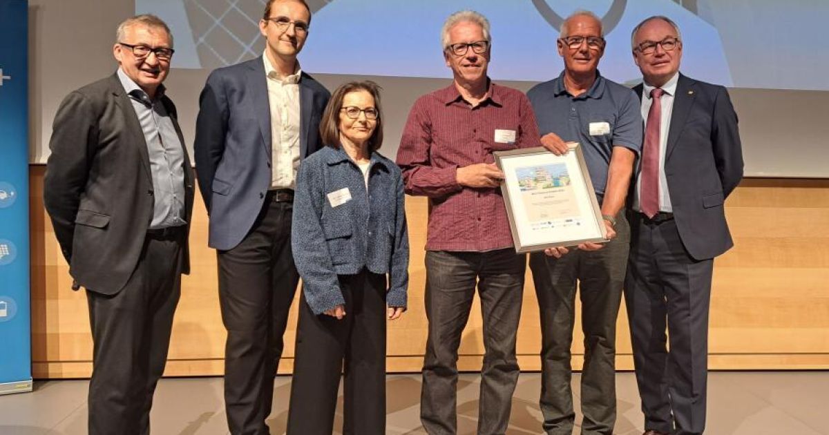 Erneuerbare Energiegemeinschaft Enns/Riedmark gewinnt Best Practice Award