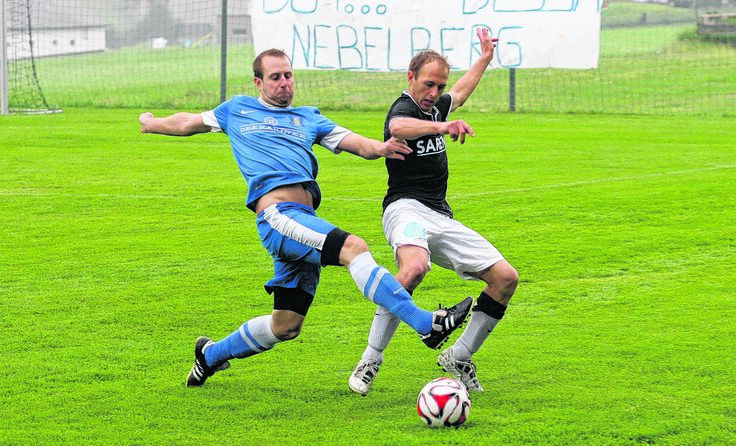 Wie schon 2012 spielte Klaffer (r.) Nebelberg aus. Foto: Pirkes