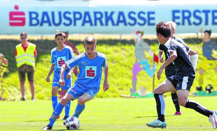 Linz-Kleinmünchen (l.) spielte im Finale Graz-Liebenau aus. Foto: Schülerliga 